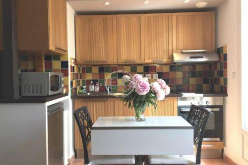 Apartamento T3 de Standing Avec Grande Terrasse Vue Colline