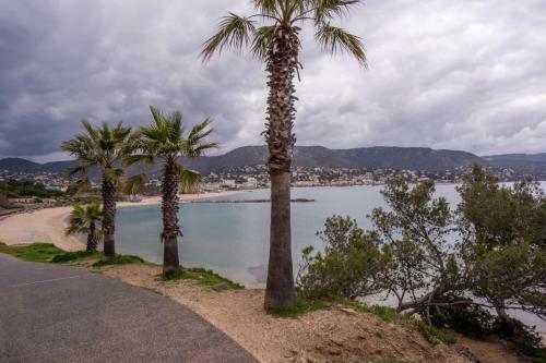Apartamento Nice Studio With Balcony At 7 Min From The Beach