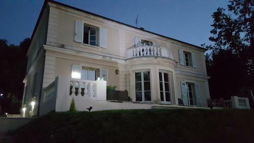 La Source De Bougival