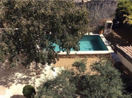 Hostal Les Terrasses De Boulbon B&B