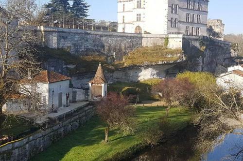 Villa Le Pavillon: Refuge Reposant, Exclusif, Au Ch�teau