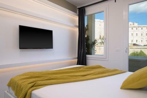 Hostal Vista Suites - Piazza Yenne