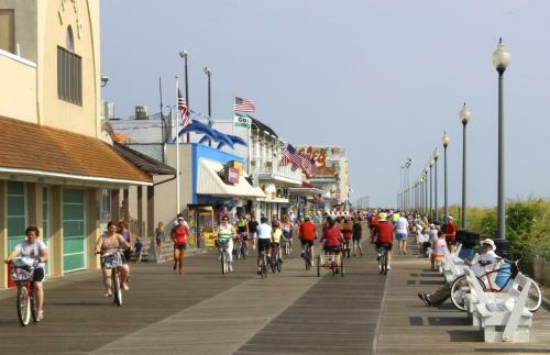 Oceanus Motel - Rehoboth Beach