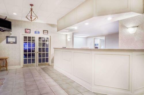 Motel Days Inn Dover