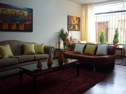 Bed & Breakfast Sevilla House