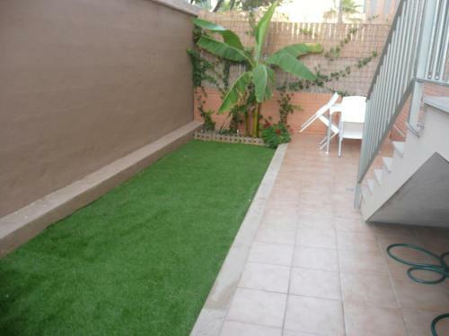 Holiday Apartments Malvarrosa Beach