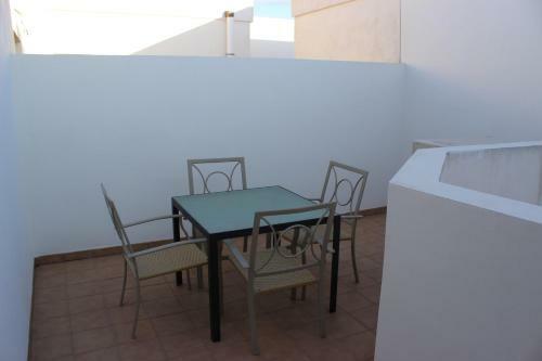 Holiday Apartments Malvarrosa Beach
