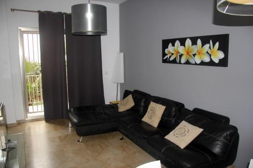 Holiday Apartments Malvarrosa Beach