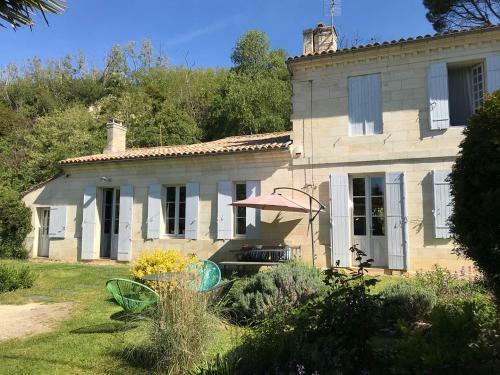 Le Pain de Lune G�te Et Chambre D'h�tes Avec Piscine