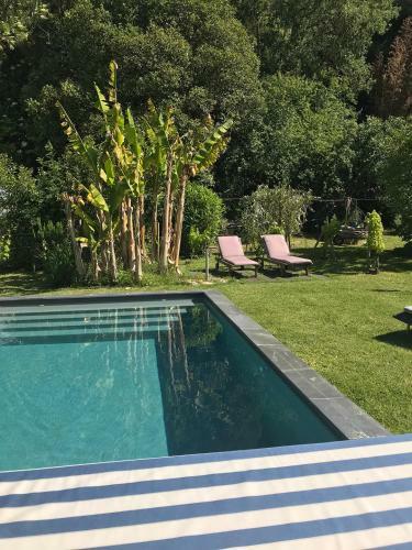 Le Pain de Lune G�te Et Chambre D'h�tes Avec Piscine