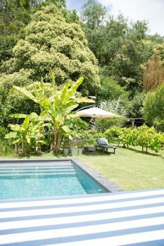 Le Pain de Lune G�te Et Chambre D'h�tes Avec Piscine