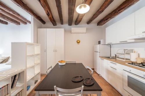 Remy Apartment