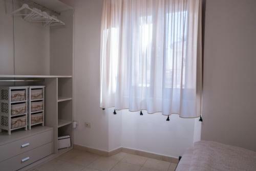 Hostal Yenne Rooms Wifi-ac