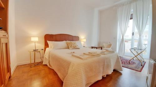 Hostal Elicriso Suites