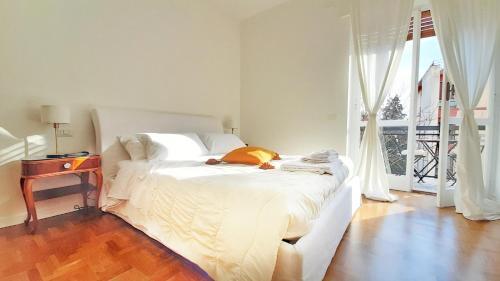 Hostal Elicriso Suites