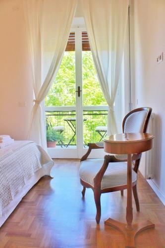 Hostal Elicriso Suites