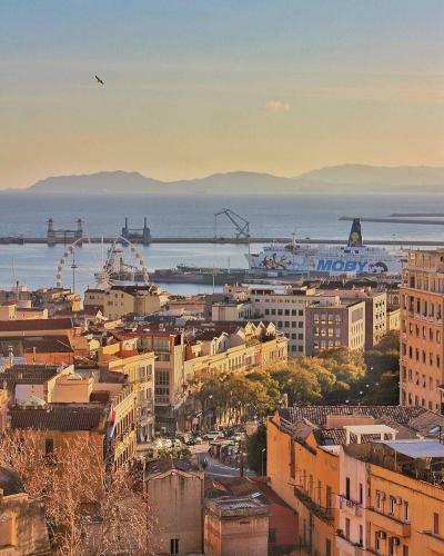 Hostal Elicriso Suites