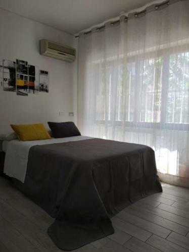 T-white Apartment