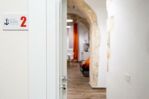 Apartsuites Marina