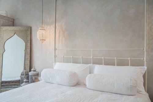 Apartamento La Maison Boho . Terrazza Su Cagliari . Wifi AC