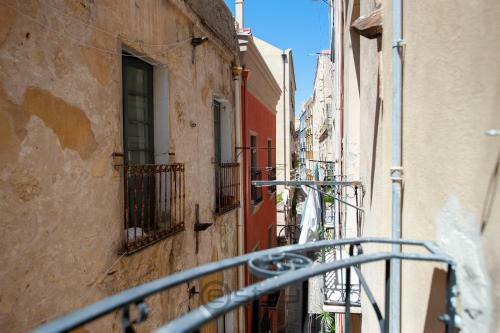 Hostal Kys Castello - City Centre