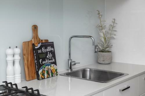 Sandy Hill Apartments By Ready Set Host