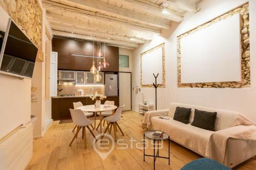 R Apartment - City Centre