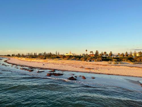 Apartamento Seabreeze At Semaphore On The Esplanade