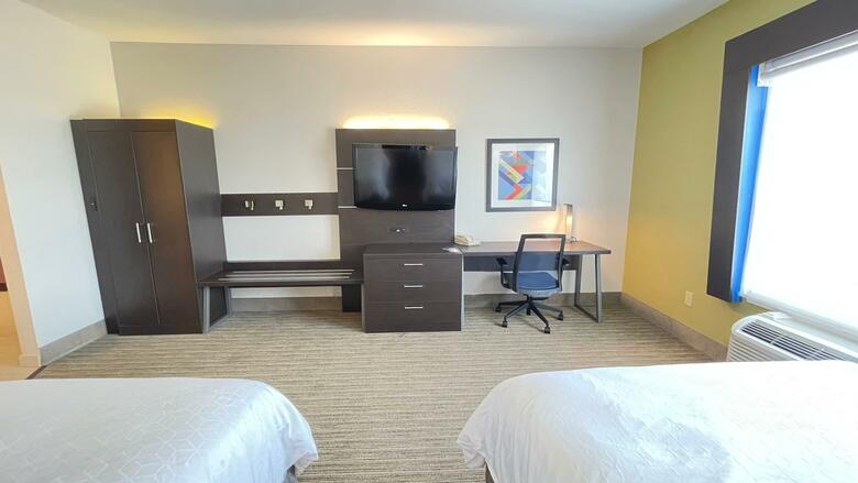 Holiday Inn Express Hotel & Suites Decatur, Tx