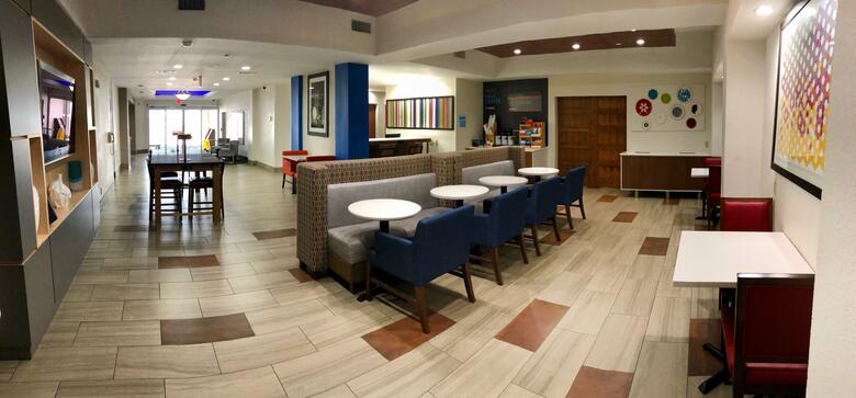 Holiday Inn Express Hotel & Suites Decatur, Tx
