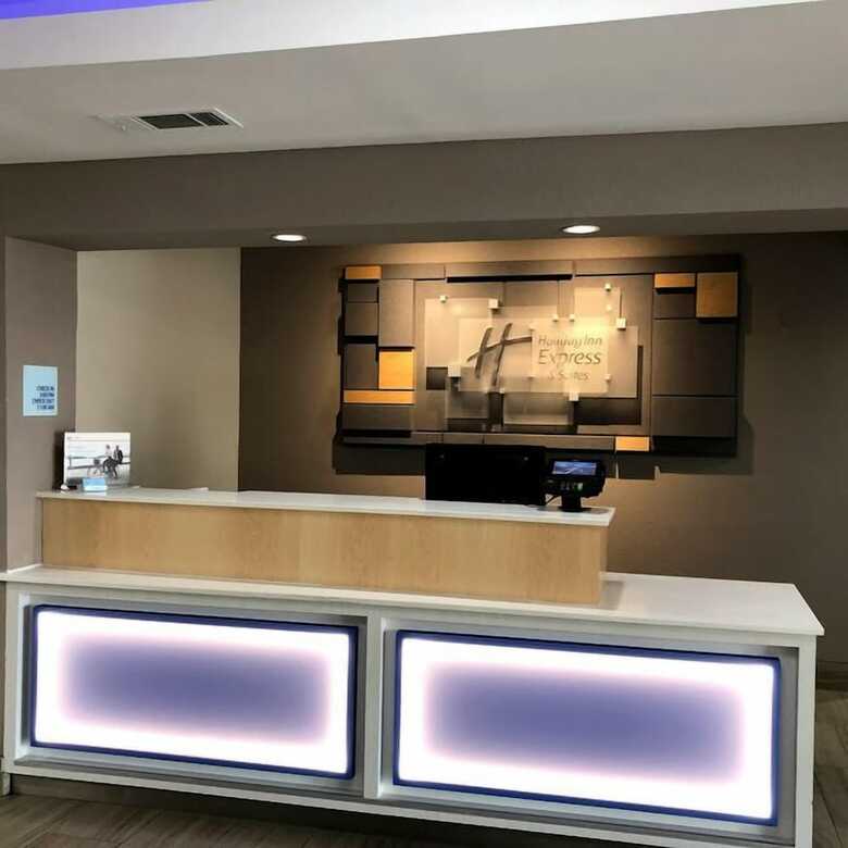 Holiday Inn Express Hotel & Suites Decatur, Tx
