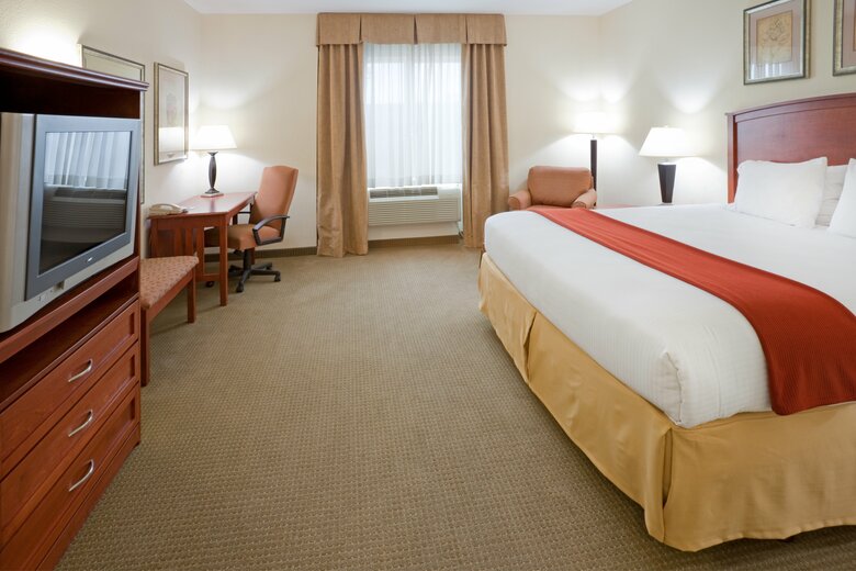 Holiday Inn Express Hotel & Suites Decatur, Tx