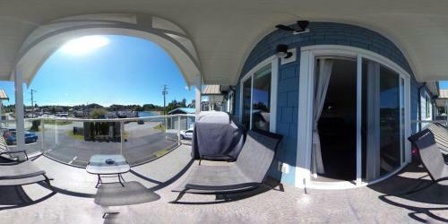 Motel Bayshore Waterfront Inn