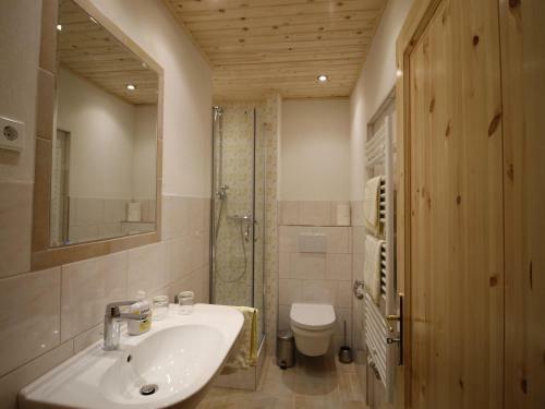 Hostal Landgasthof Zum Sorpetal