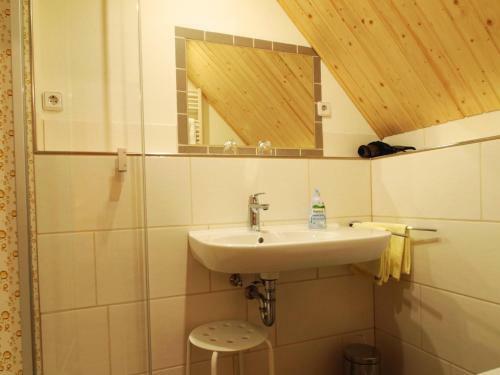 Hostal Landgasthof Zum Sorpetal