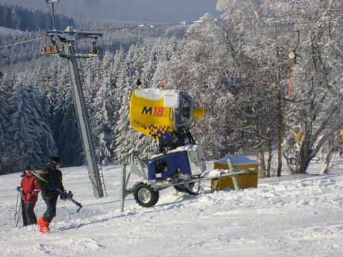 Hostal Landgasthof Zum Sorpetal