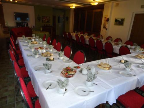 Hostal Landgasthof Zum Sorpetal