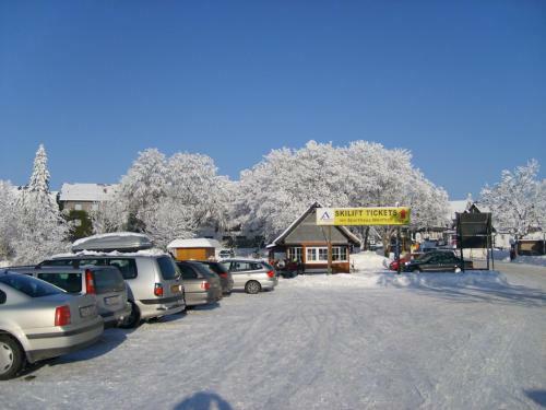 Hostal Landgasthof Zum Sorpetal
