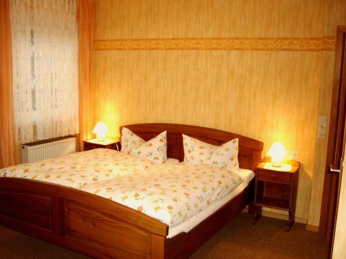 Hostal Landgasthof Zum Sorpetal