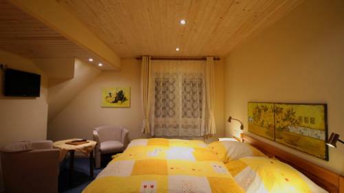 Hostal Landgasthof Zum Sorpetal