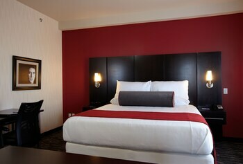 Best Western Premier C Hotel By Carmen's