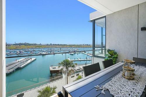 Entire Shell Cove Marina Ocean Front 3 Bedroom 2 Bathroom Apartment