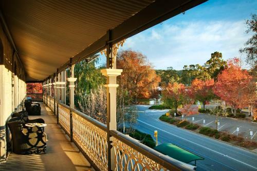 The Stirling Hotel