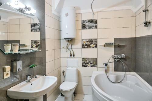 Bed & Breakfast ??????????? / Mieszkania / Apartments Svitlana