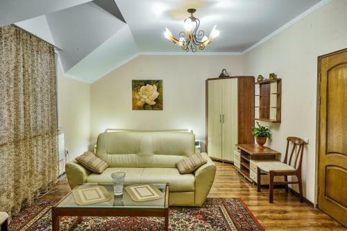 Bed & Breakfast ??????????? / Mieszkania / Apartments Svitlana