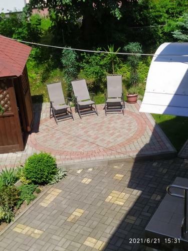 Bed & Breakfast ??????????? / Mieszkania / Apartments Svitlana