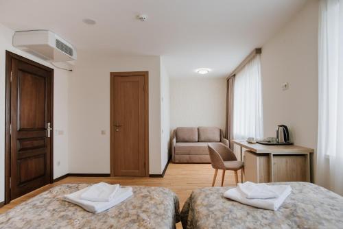 Hotel ??????