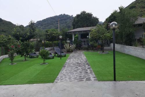 Villa Cilento Mare, Bellissima Con Ampio Giardino