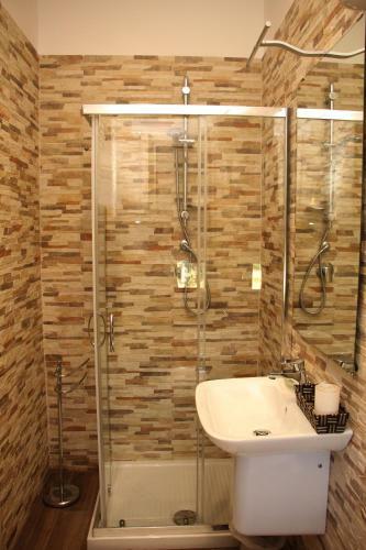 B&B Damiant�