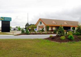 Motel Quality Inn & Suites